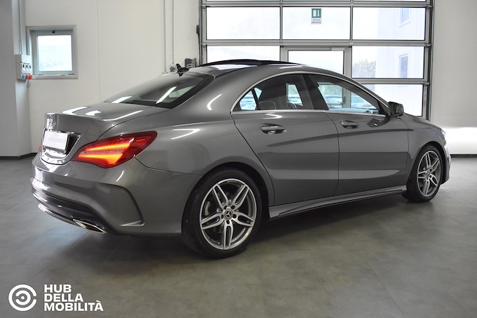 MERCEDES-BENZ CLA 180 d Automatic Premium